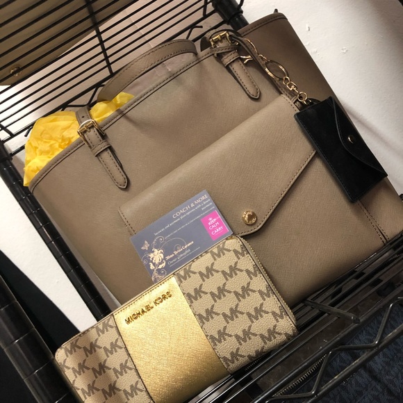 MK set - Picture 2 of 2